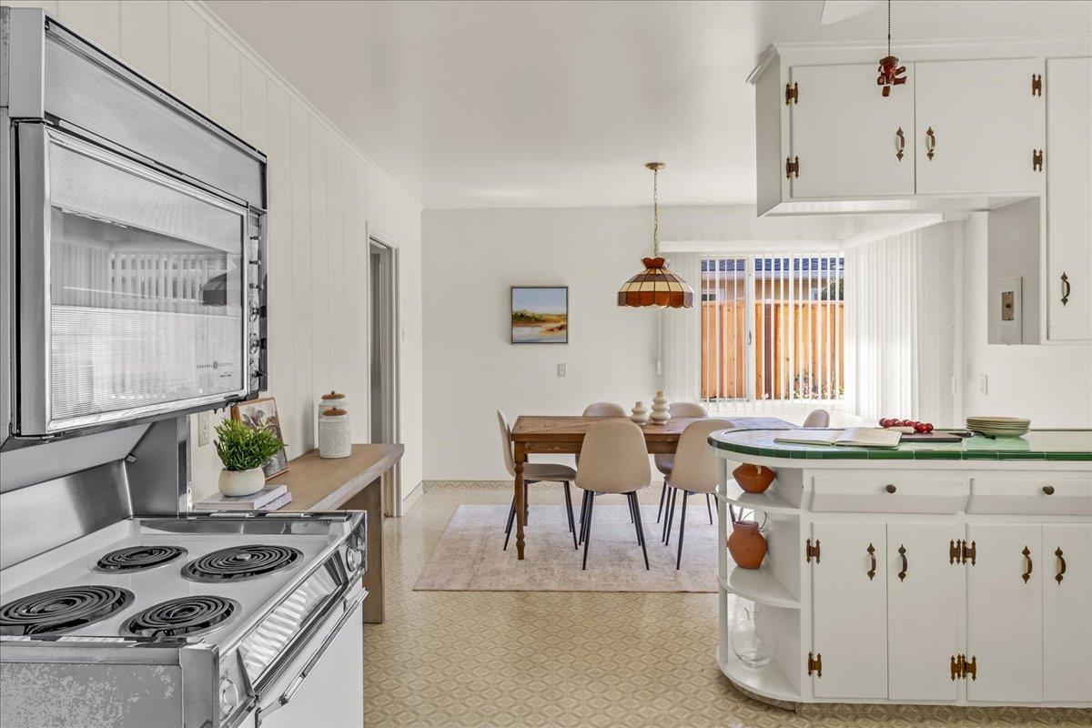 Detail Gallery Image 15 of 37 For 3220 Williams Rd, San Jose,  CA 95117 - 3 Beds | 1 Baths