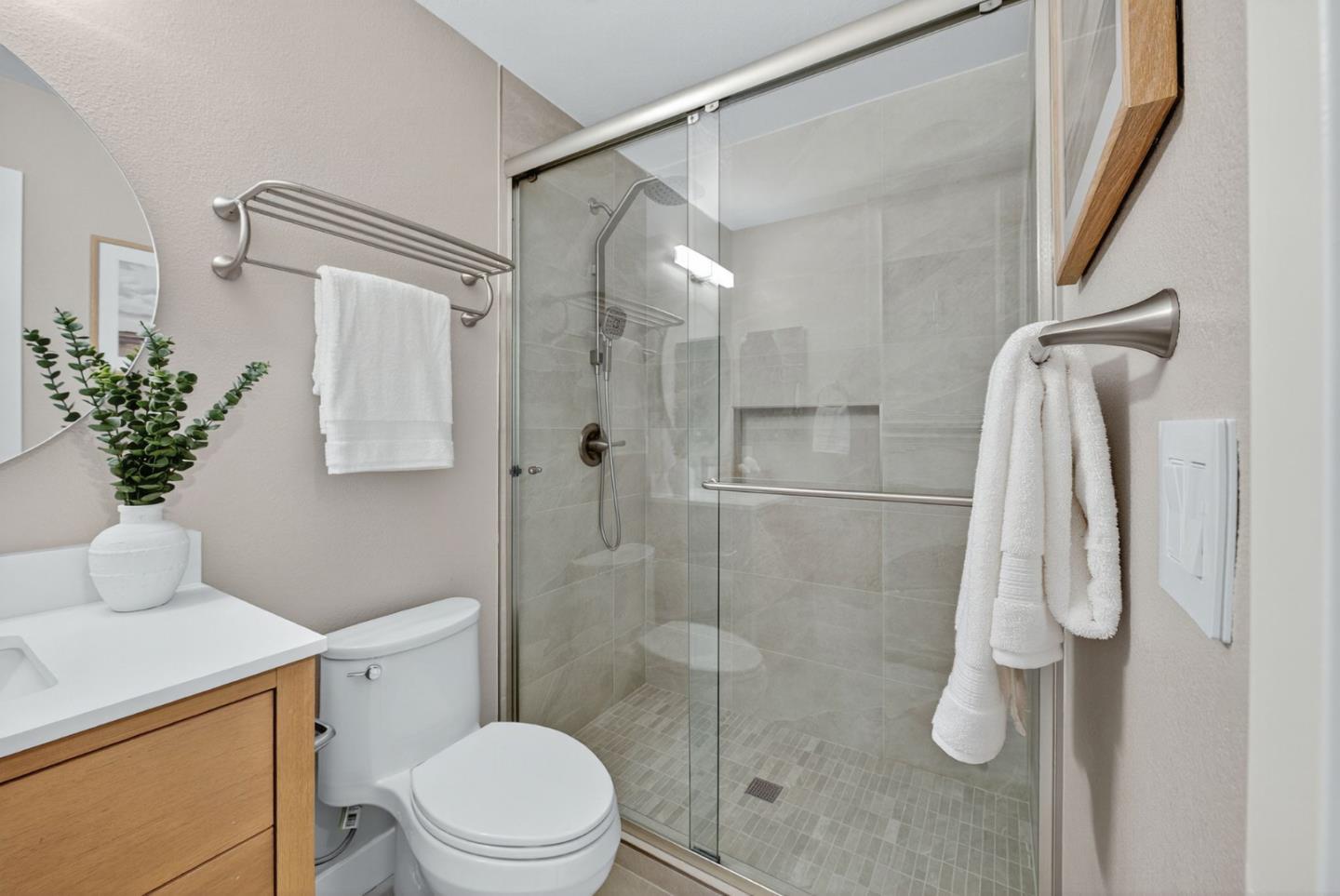 Detail Gallery Image 19 of 46 For 3513 Ivalynn Cir, San Jose,  CA 95132 - 2 Beds | 2/1 Baths