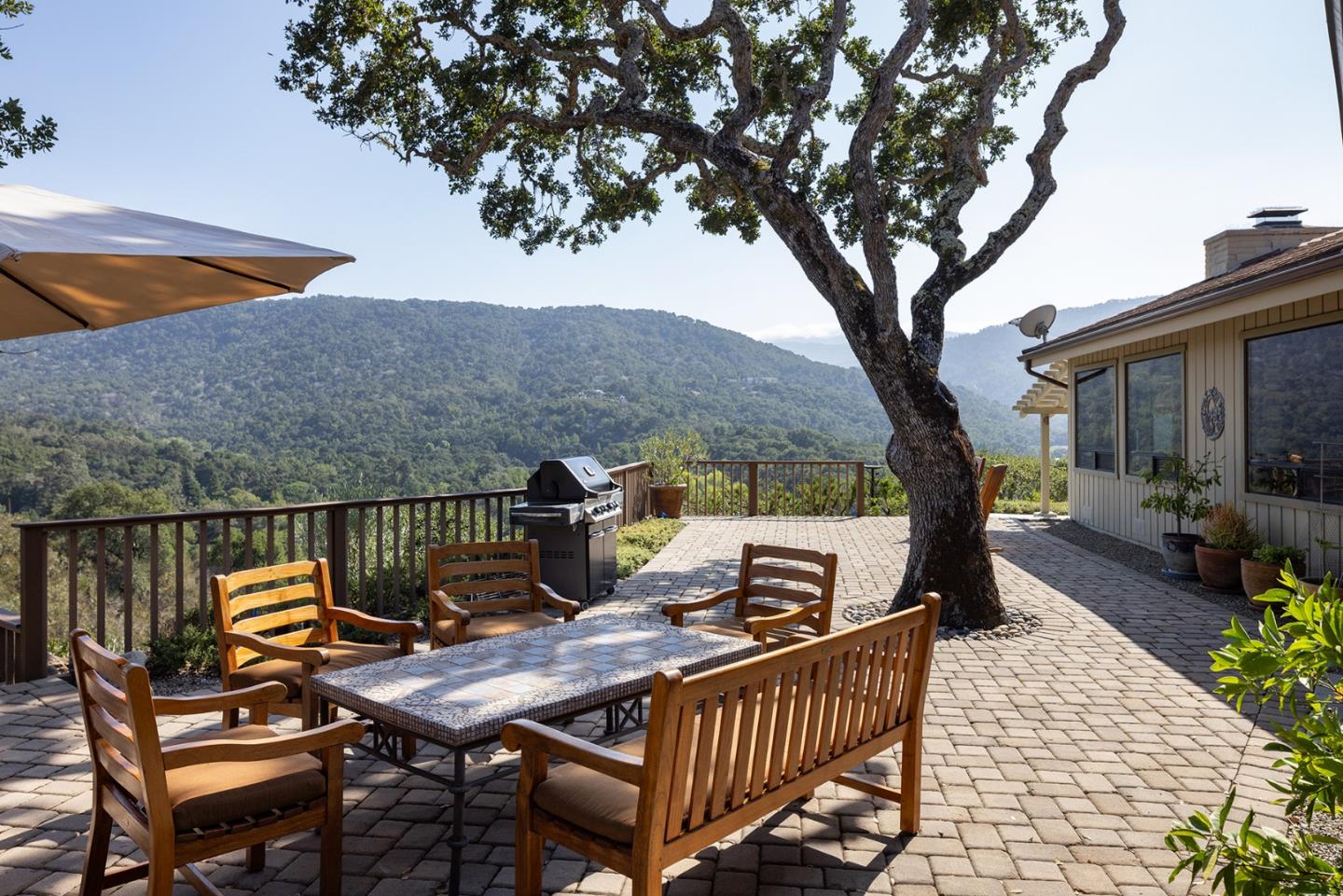 Detail Gallery Image 26 of 60 For 245 Vista Verde, Carmel Valley,  CA 93924 - 3 Beds | 3 Baths