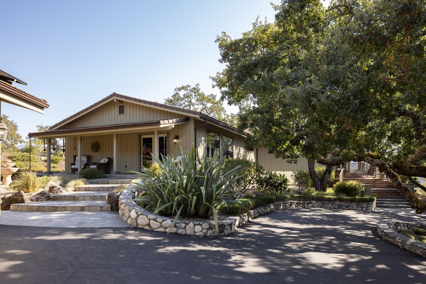 Detail Gallery Image 40 of 60 For 245 Vista Verde, Carmel Valley,  CA 93924 - 3 Beds | 3 Baths