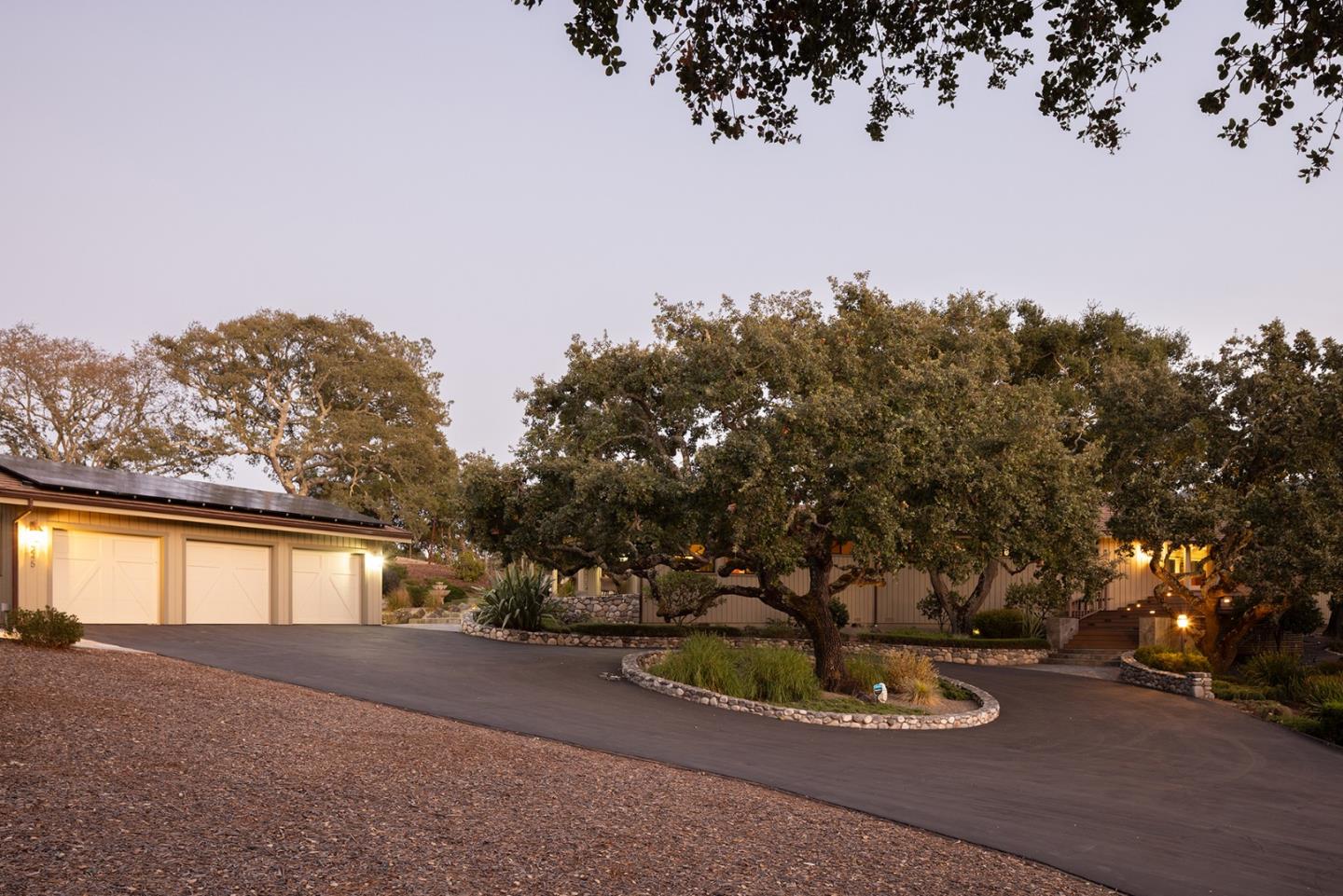 Detail Gallery Image 52 of 60 For 245 Vista Verde, Carmel Valley,  CA 93924 - 3 Beds | 3 Baths