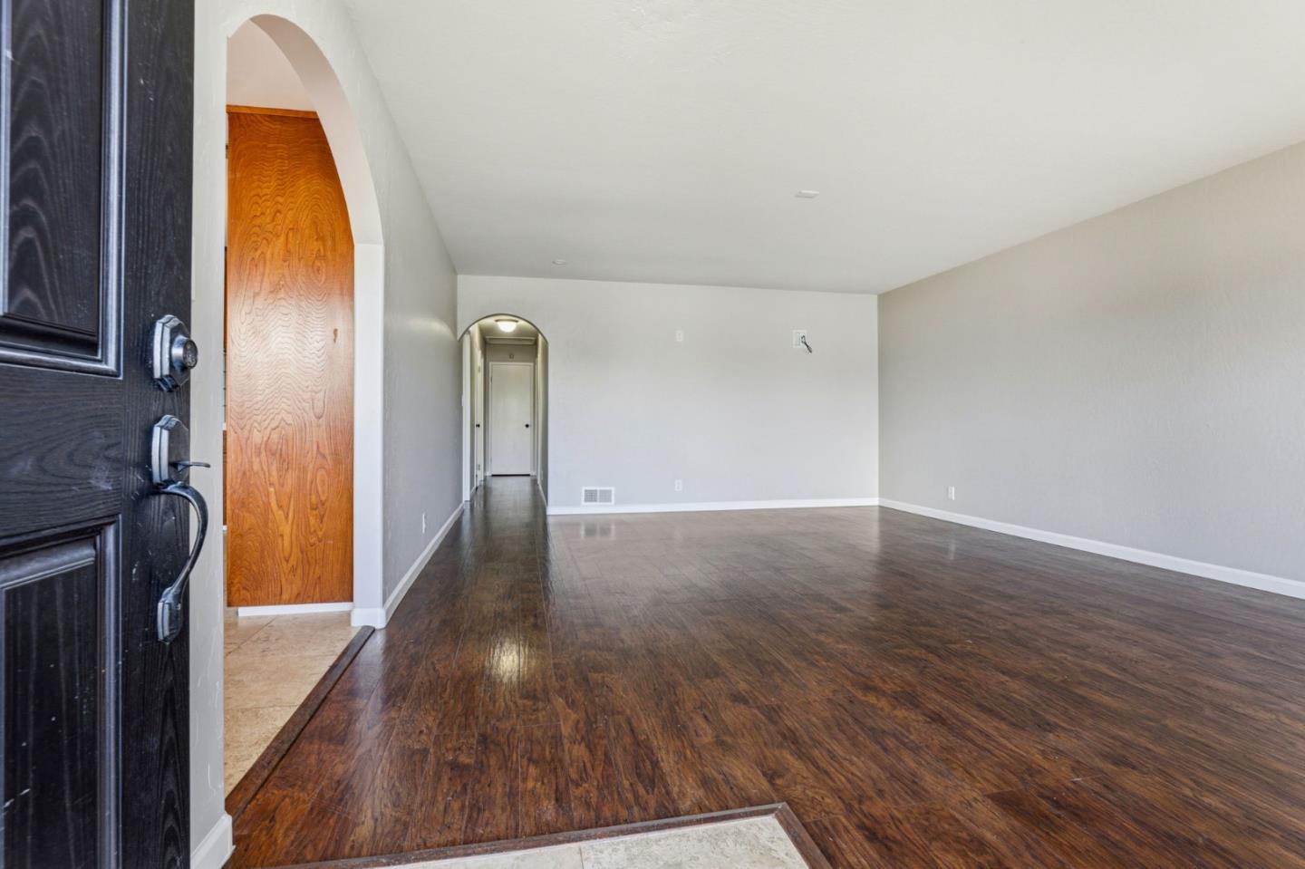 Detail Gallery Image 5 of 35 For 796 Gary St, Gilroy,  CA 95020 - 3 Beds | 2 Baths