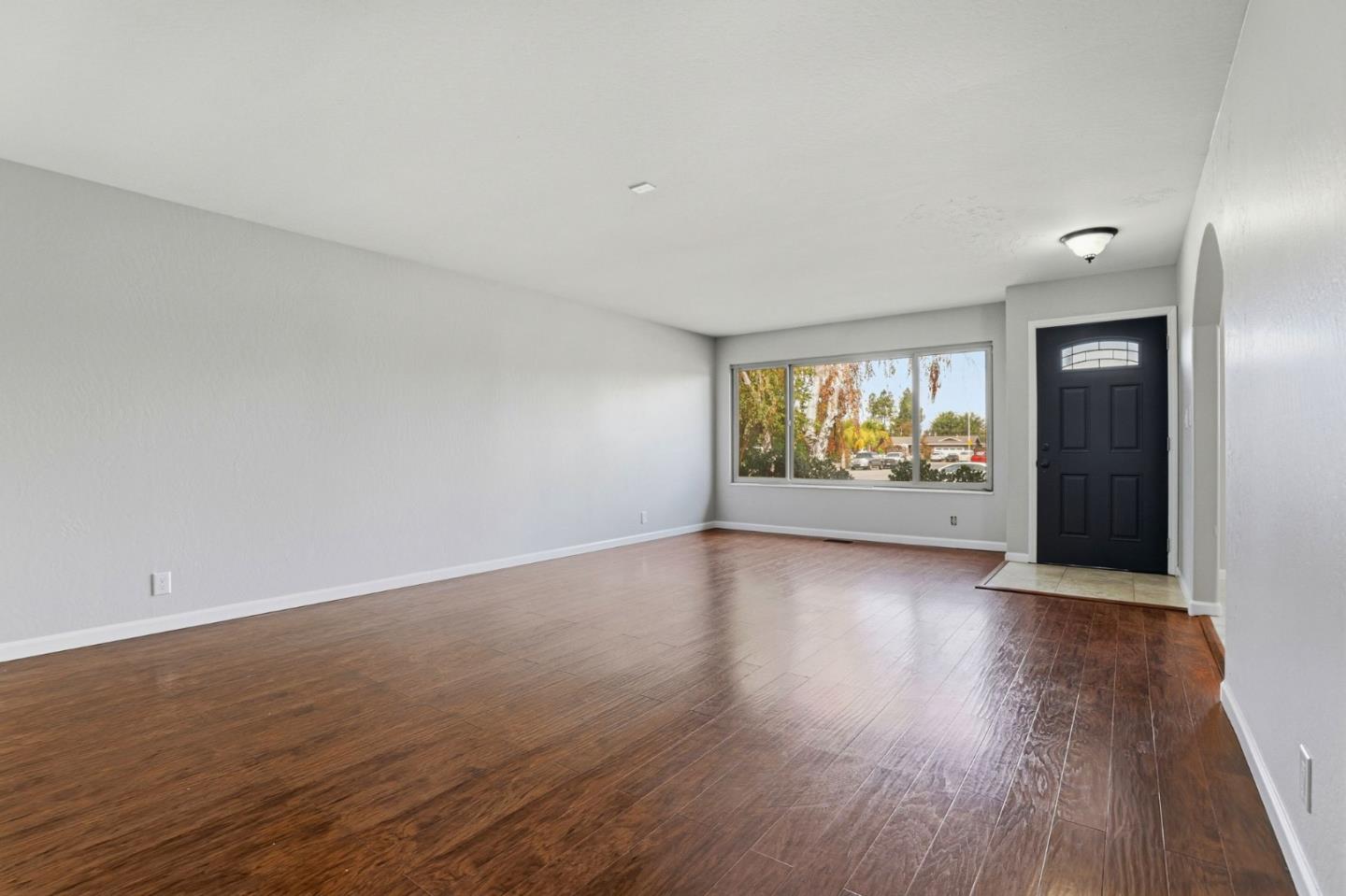 Detail Gallery Image 8 of 35 For 796 Gary St, Gilroy,  CA 95020 - 3 Beds | 2 Baths