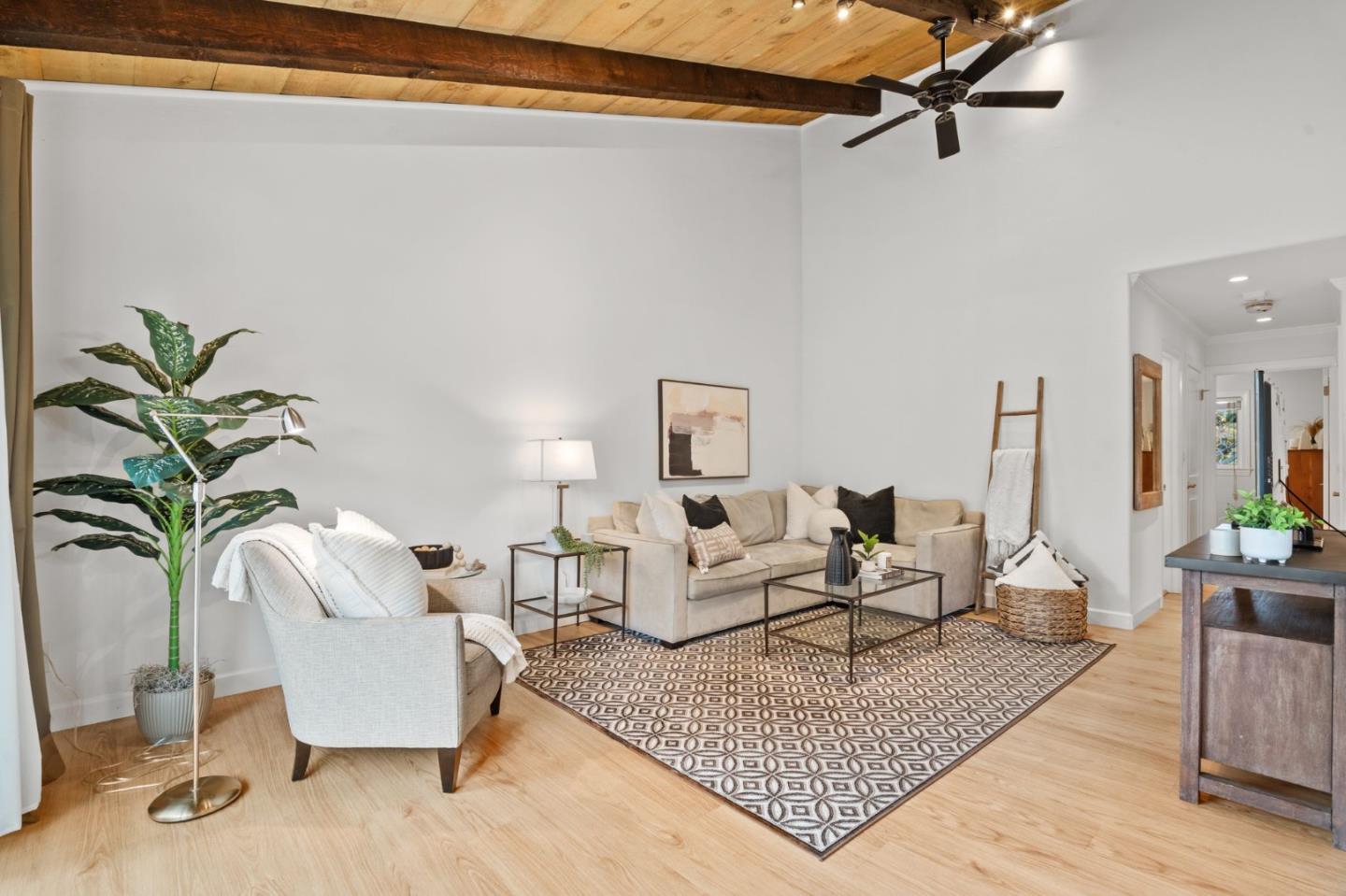 Detail Gallery Image 12 of 42 For 255 S Rengstorff Ave #176,  Mountain View,  CA 94040 - 2 Beds | 1 Baths