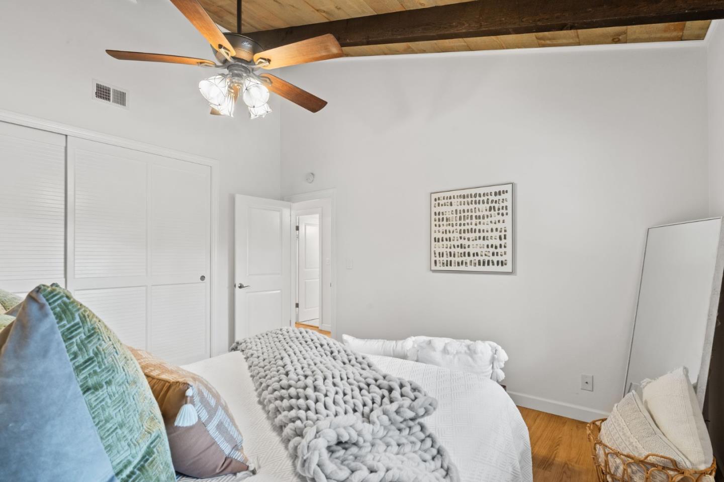 Detail Gallery Image 19 of 42 For 255 S Rengstorff Ave #176,  Mountain View,  CA 94040 - 2 Beds | 1 Baths