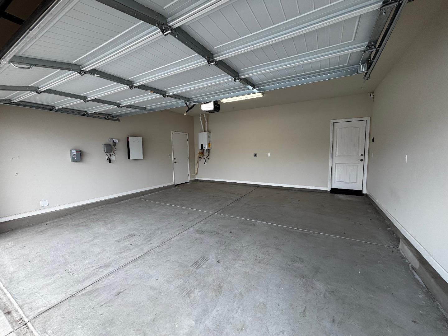 Detail Gallery Image 10 of 11 For 918 E Fargo St, Stockton,  CA 95204 - 4 Beds | 2 Baths