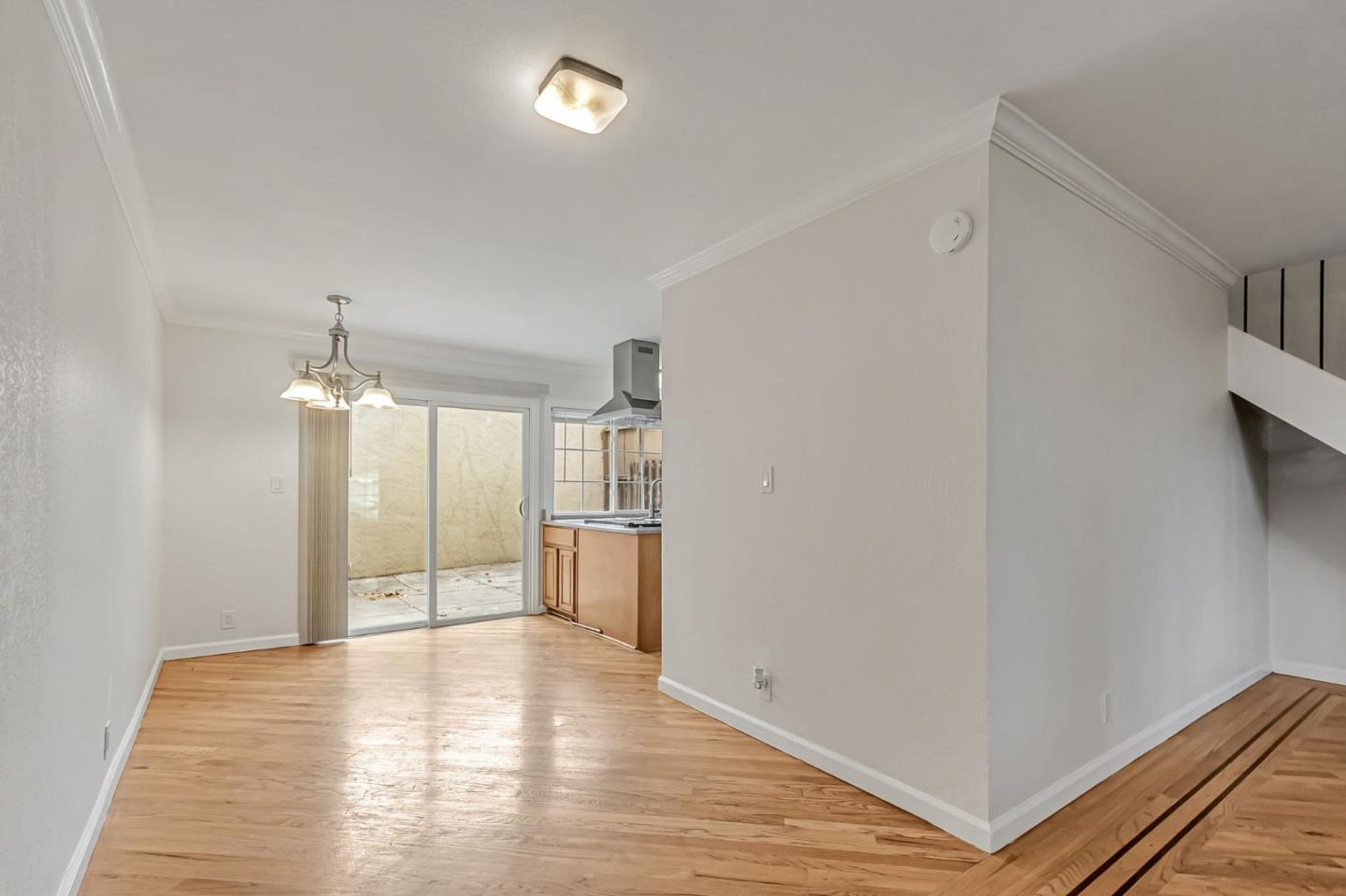 Detail Gallery Image 9 of 35 For 3461 Senter Rd, San Jose,  CA 95111 - 3 Beds | 1/1 Baths