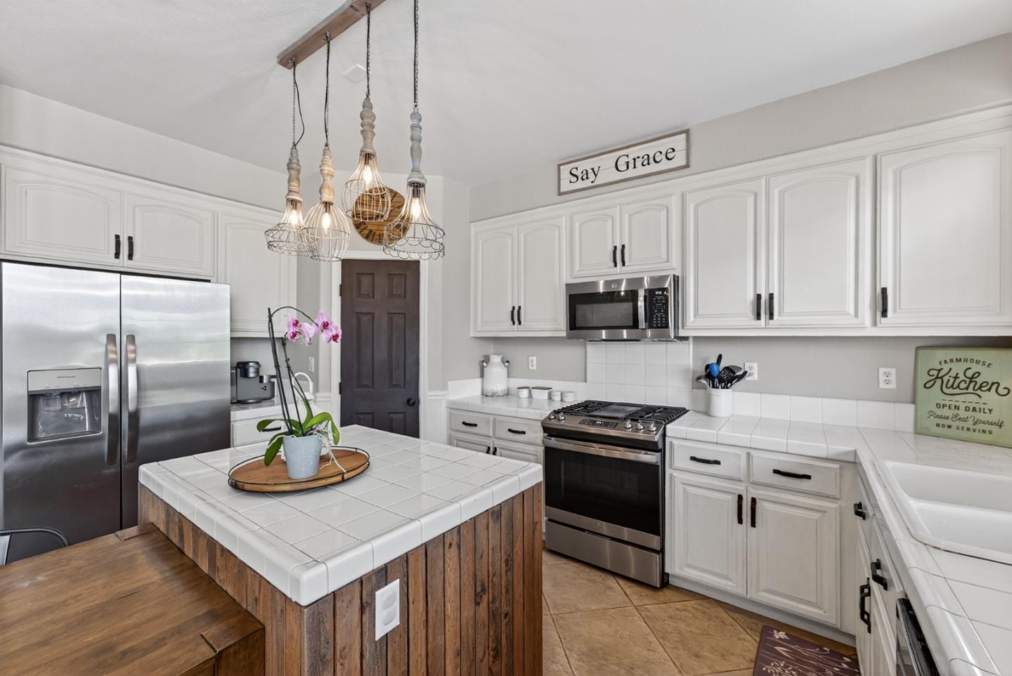 Detail Gallery Image 16 of 41 For 41 Pelican Dr, Watsonville,  CA 95076 - 5 Beds | 3 Baths