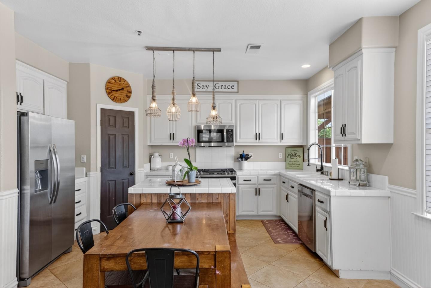 Detail Gallery Image 21 of 41 For 41 Pelican Dr, Watsonville,  CA 95076 - 5 Beds | 3 Baths