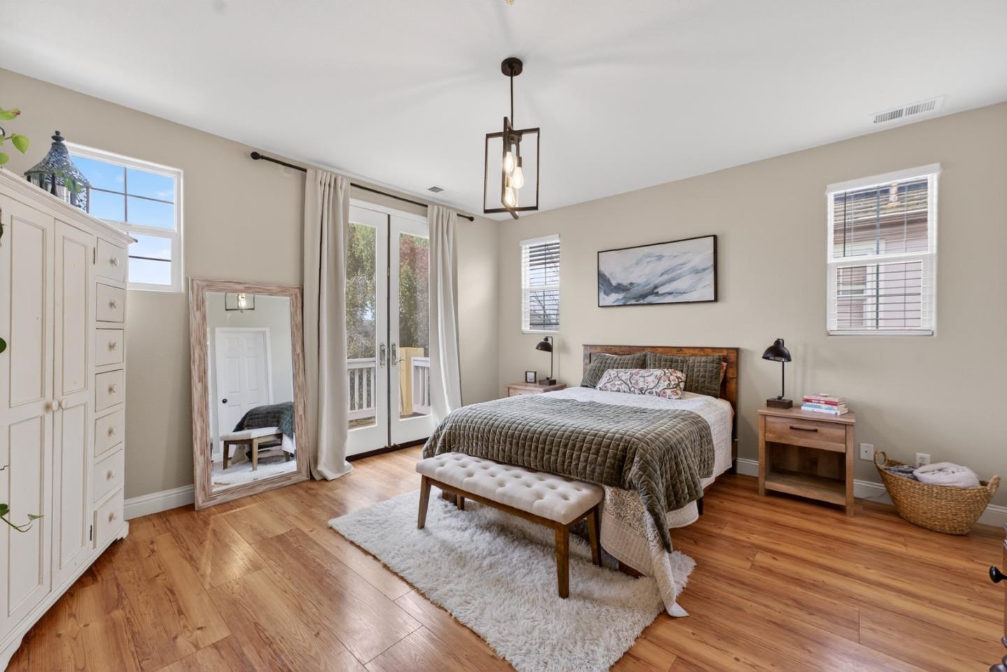 Detail Gallery Image 24 of 41 For 41 Pelican Dr, Watsonville,  CA 95076 - 5 Beds | 3 Baths