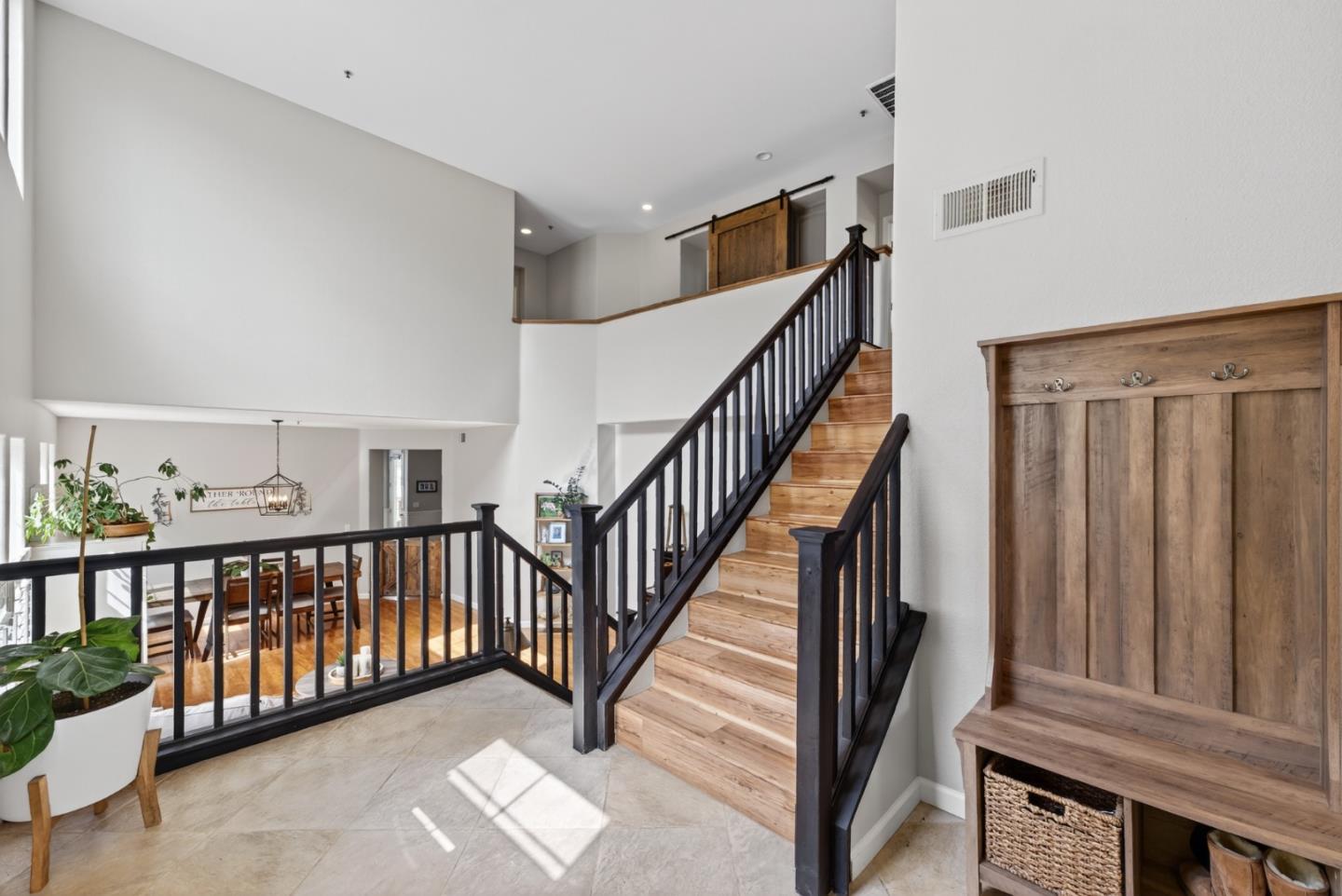 Detail Gallery Image 7 of 41 For 41 Pelican Dr, Watsonville,  CA 95076 - 5 Beds | 3 Baths