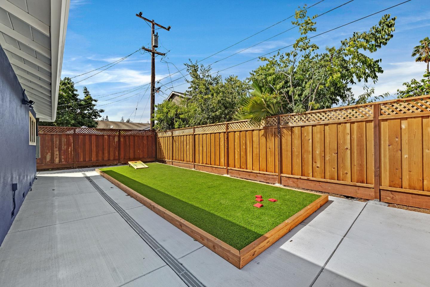 Detail Gallery Image 33 of 35 For 2461 Boxwood Dr, San Jose,  CA 95128 - 3 Beds | 2 Baths