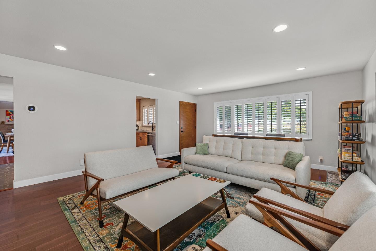 Detail Gallery Image 7 of 35 For 2461 Boxwood Dr, San Jose,  CA 95128 - 3 Beds | 2 Baths