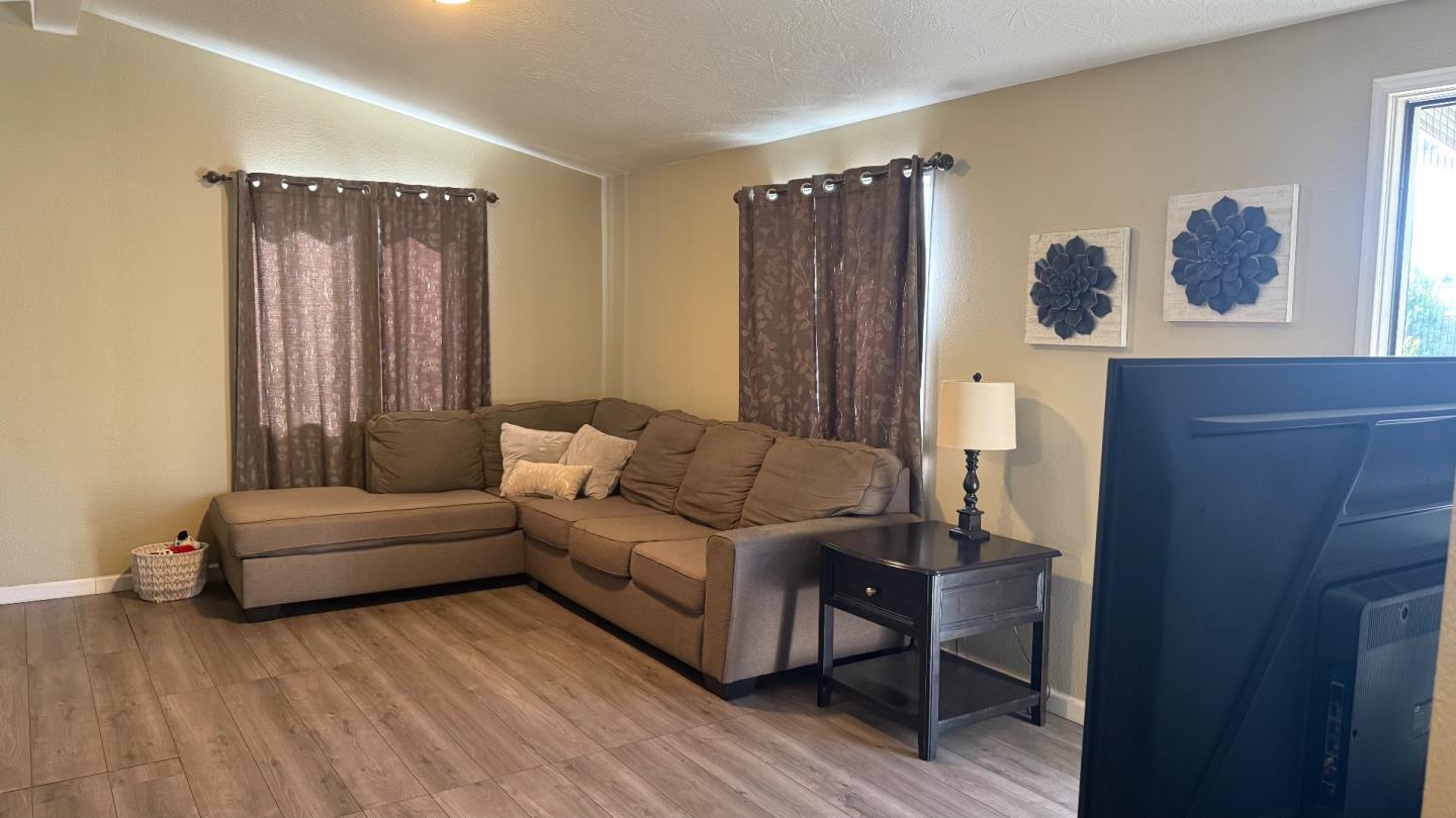 Detail Gallery Image 7 of 12 For 2855 Senter Rd #30,  San Jose,  CA 95111 - 2 Beds | 2 Baths