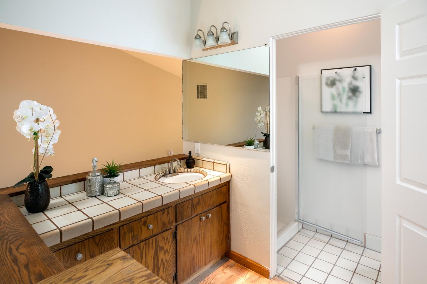 Detail Gallery Image 19 of 52 For 215 Marty Rd, Los Gatos,  CA 95033 - 5 Beds | 5 Baths