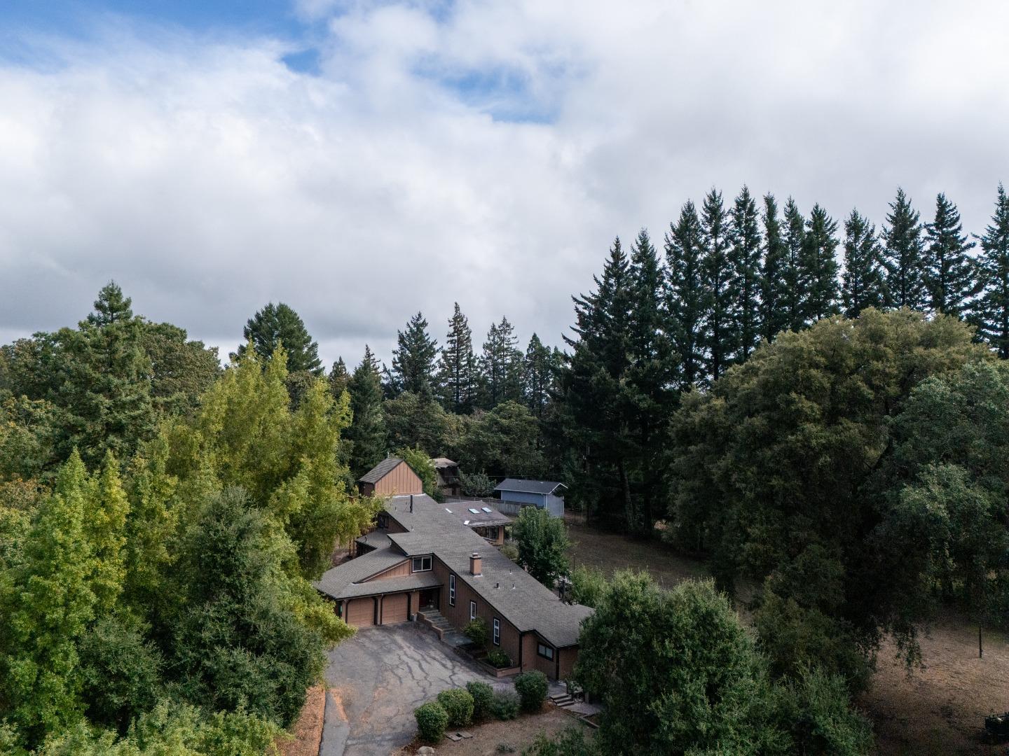 Detail Gallery Image 2 of 52 For 215 Marty Rd, Los Gatos,  CA 95033 - 5 Beds | 5 Baths