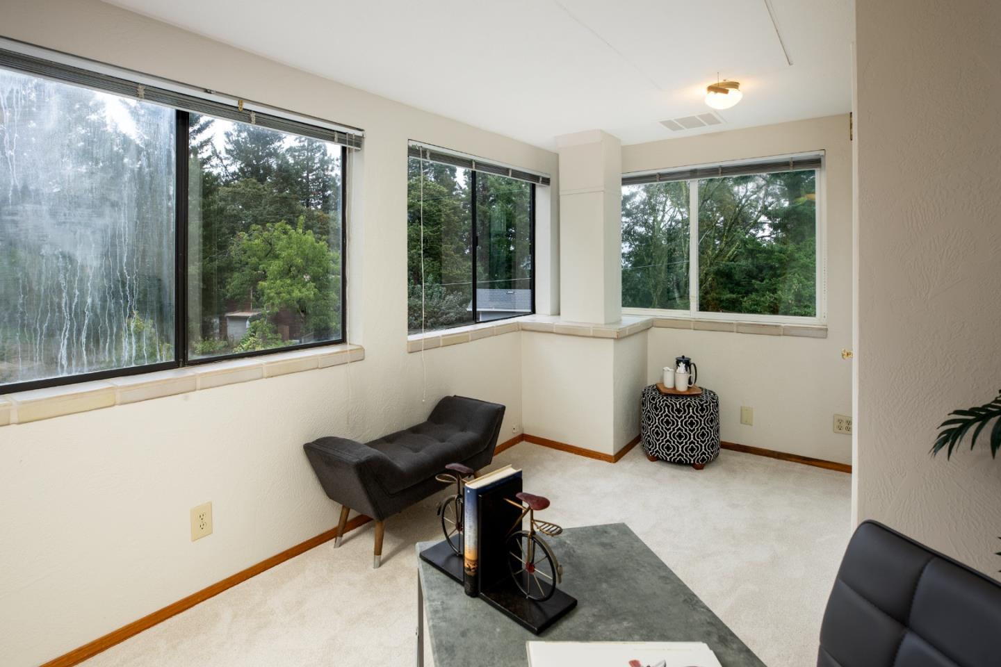 Detail Gallery Image 21 of 52 For 215 Marty Rd, Los Gatos,  CA 95033 - 5 Beds | 5 Baths