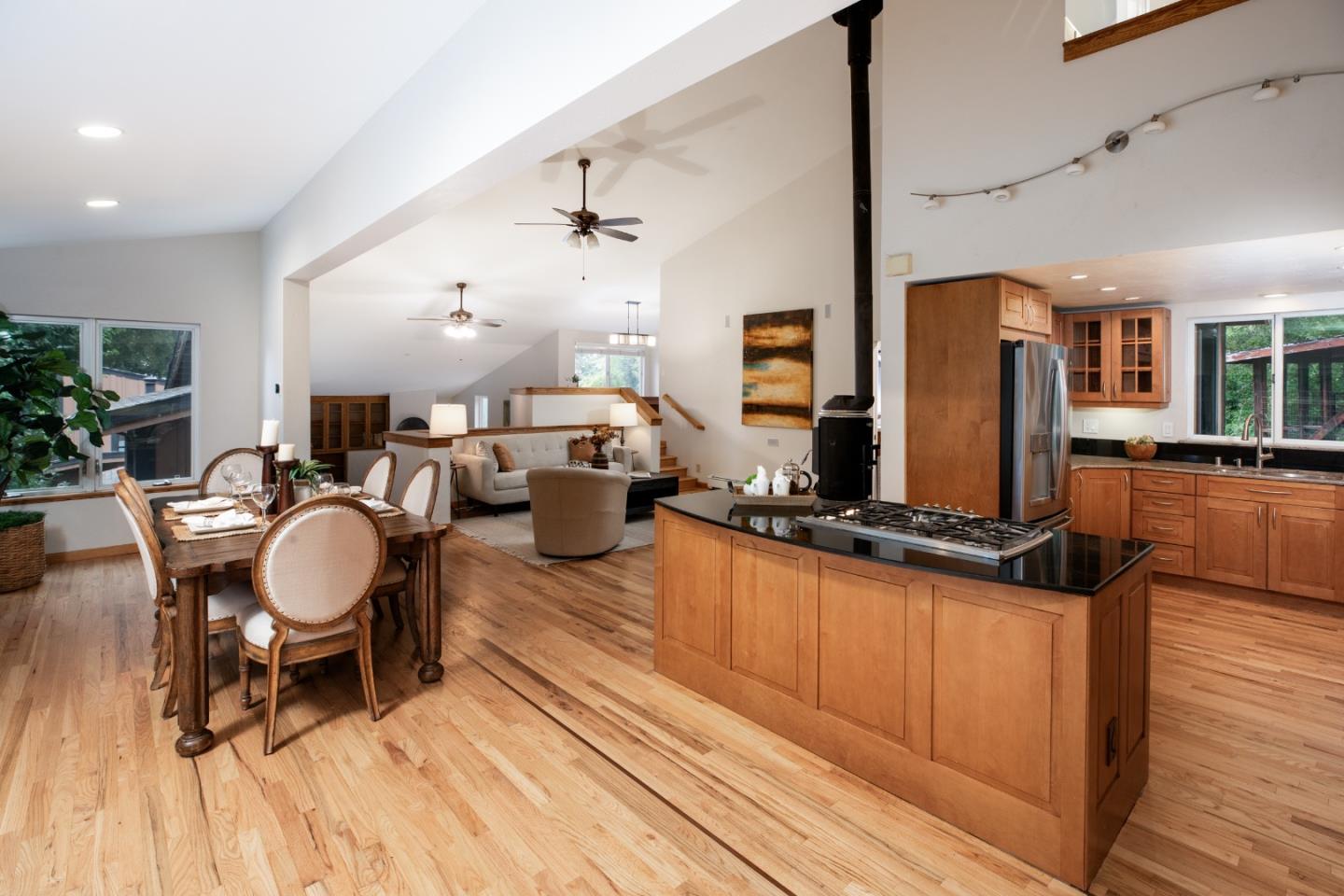 Detail Gallery Image 9 of 52 For 215 Marty Rd, Los Gatos,  CA 95033 - 5 Beds | 5 Baths