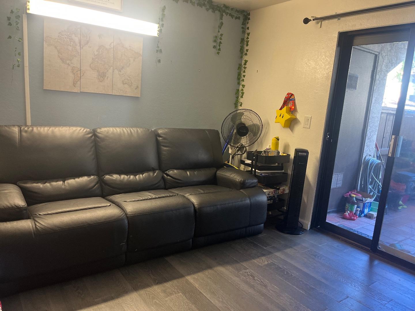 Detail Gallery Image 2 of 12 For 39997 Cedar Blvd. #153,  Newark,  CA 94560 - 3 Beds | 2 Baths