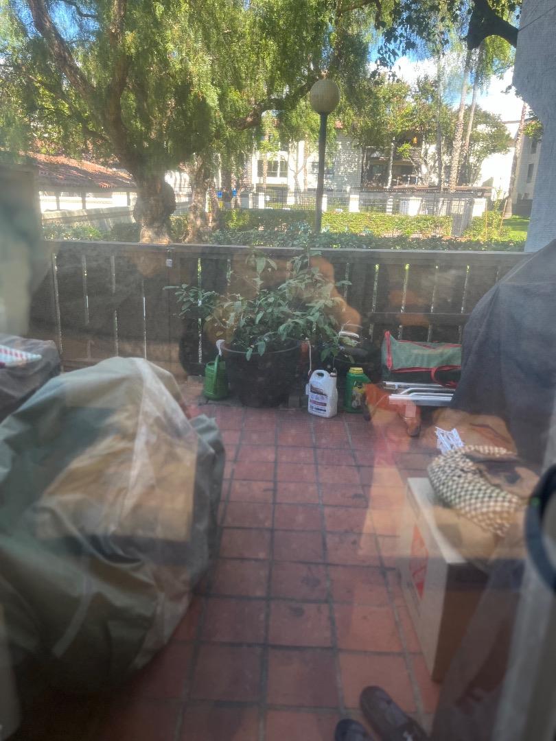 Detail Gallery Image 9 of 12 For 39997 Cedar Blvd. #153,  Newark,  CA 94560 - 3 Beds | 2 Baths