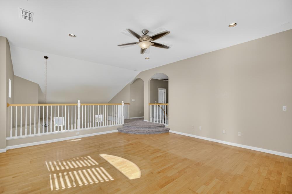 Detail Gallery Image 31 of 62 For 5817 Spring Flower Dr, Elk Grove,  CA 95757 - 4 Beds | 3 Baths