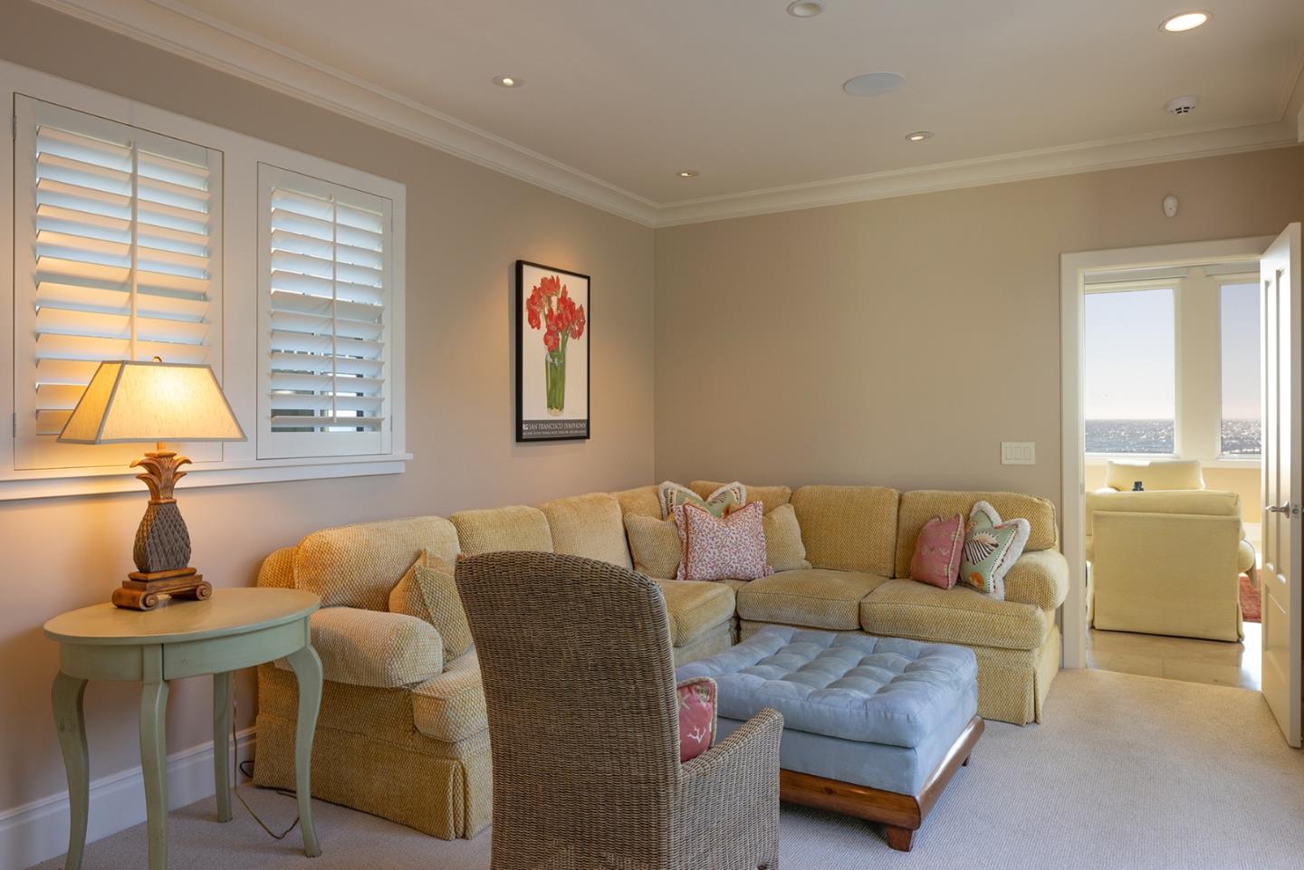 Detail Gallery Image 17 of 31 For 553 Beach Dr, Aptos,  CA 95003 - 4 Beds | 3 Baths