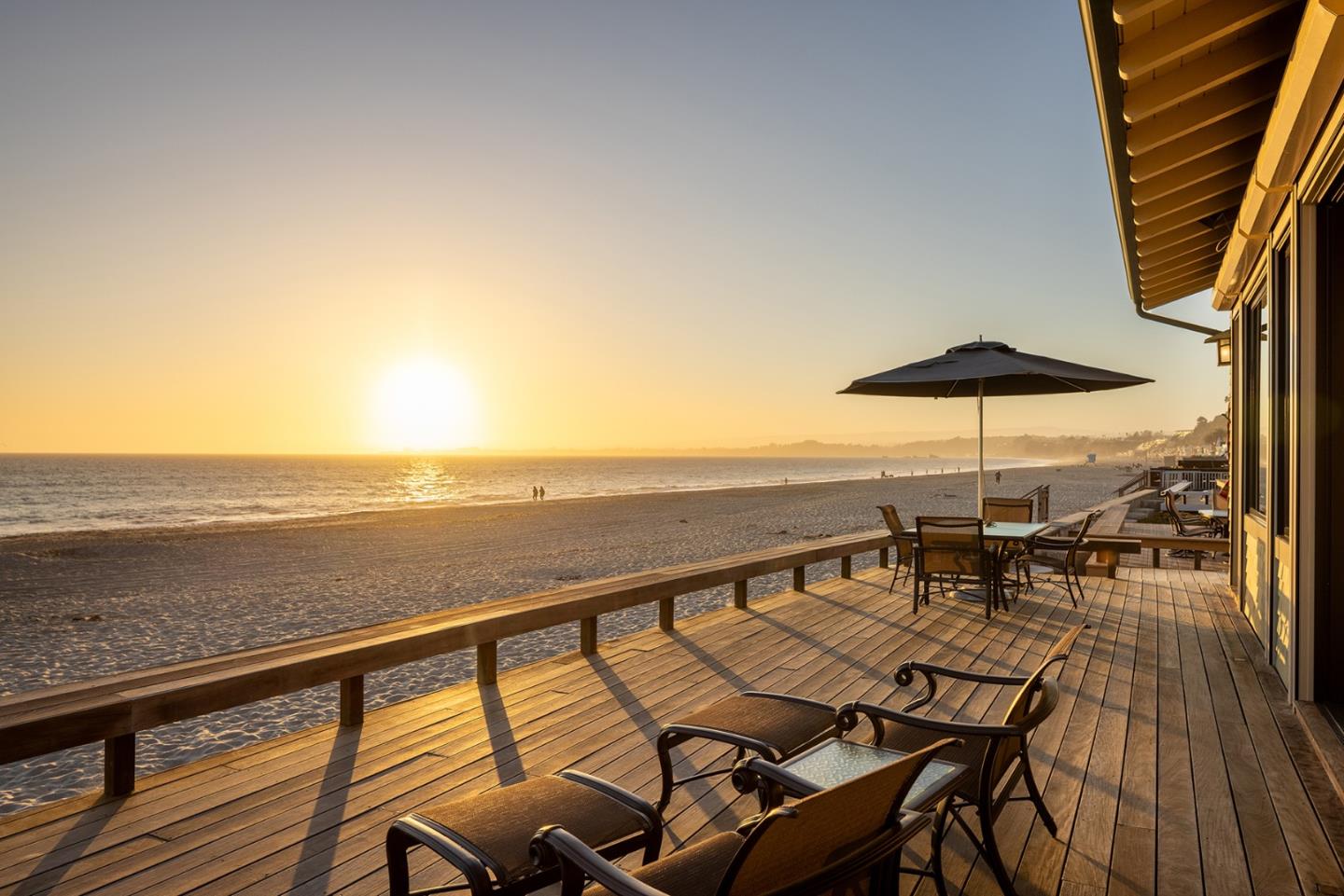 Detail Gallery Image 27 of 31 For 553 Beach Dr, Aptos,  CA 95003 - 4 Beds | 3 Baths