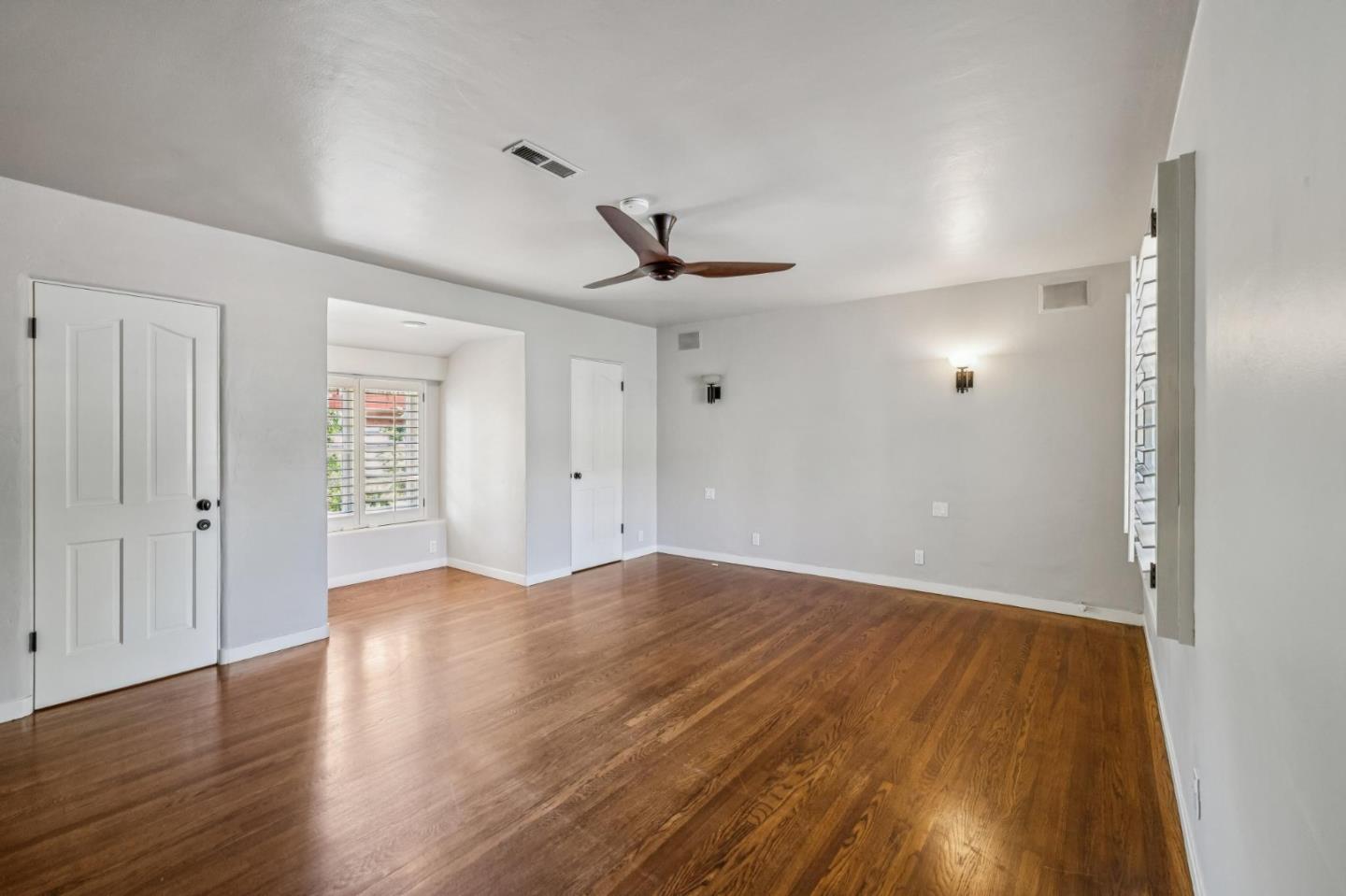 Detail Gallery Image 104 of 151 For 590 Center Dr, Palo Alto,  CA 94301 - 5 Beds | 3 Baths