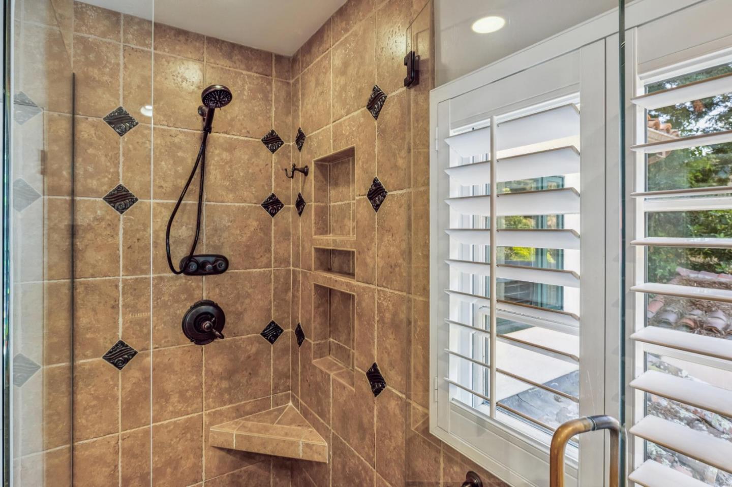 Detail Gallery Image 114 of 151 For 590 Center Dr, Palo Alto,  CA 94301 - 5 Beds | 3 Baths