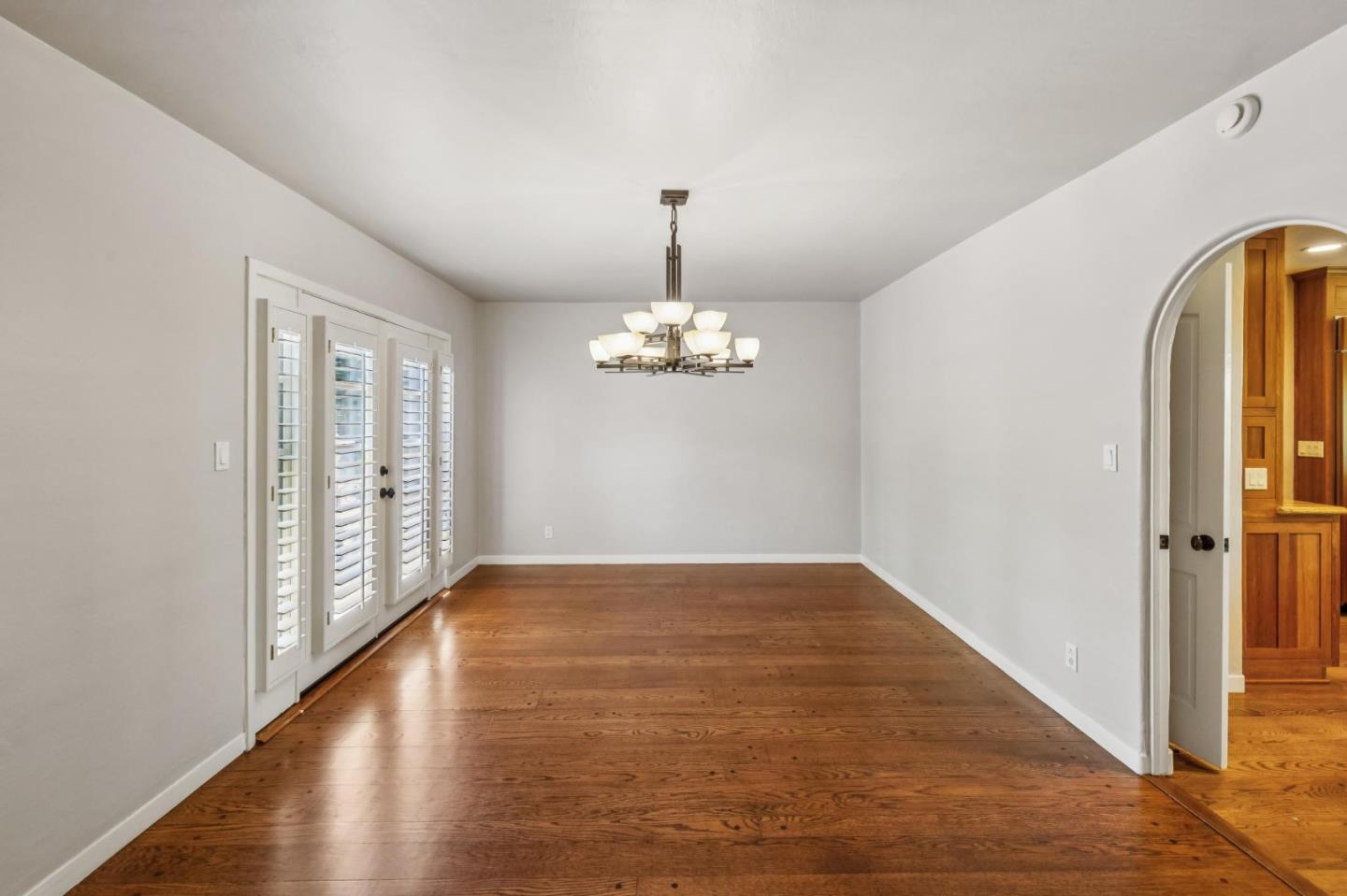 Detail Gallery Image 44 of 151 For 590 Center Dr, Palo Alto,  CA 94301 - 5 Beds | 3 Baths