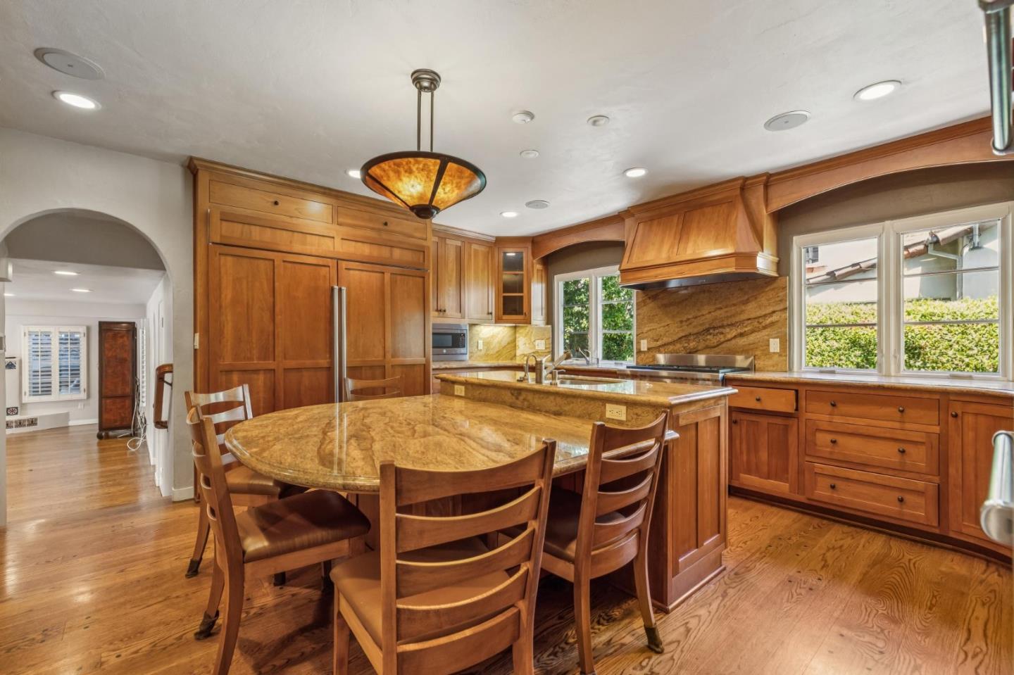 Detail Gallery Image 57 of 151 For 590 Center Dr, Palo Alto,  CA 94301 - 5 Beds | 3 Baths