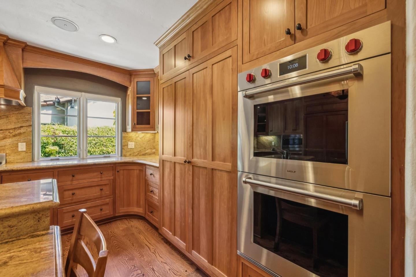 Detail Gallery Image 66 of 151 For 590 Center Dr, Palo Alto,  CA 94301 - 5 Beds | 3 Baths