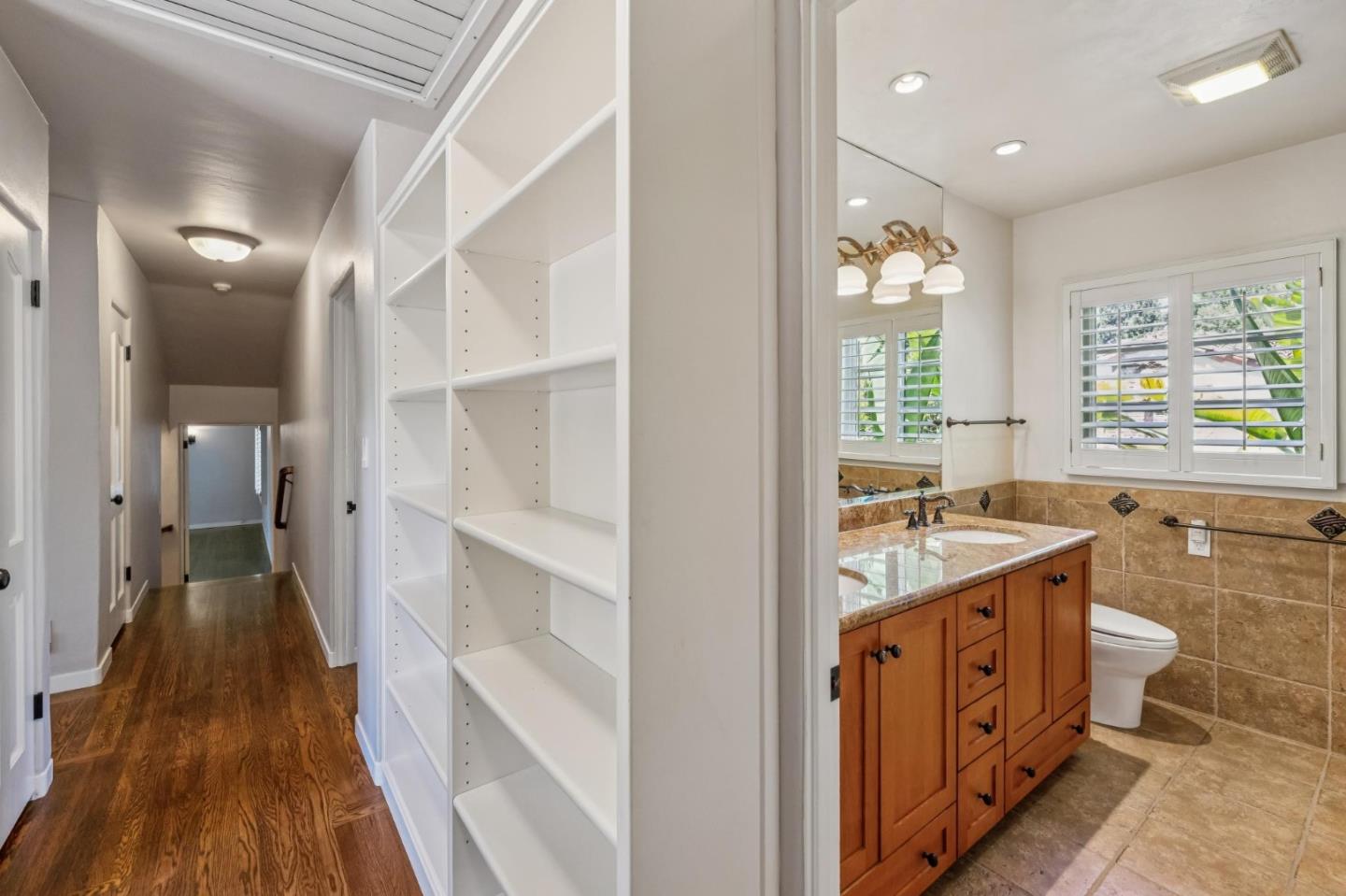 Detail Gallery Image 91 of 151 For 590 Center Dr, Palo Alto,  CA 94301 - 5 Beds | 3 Baths