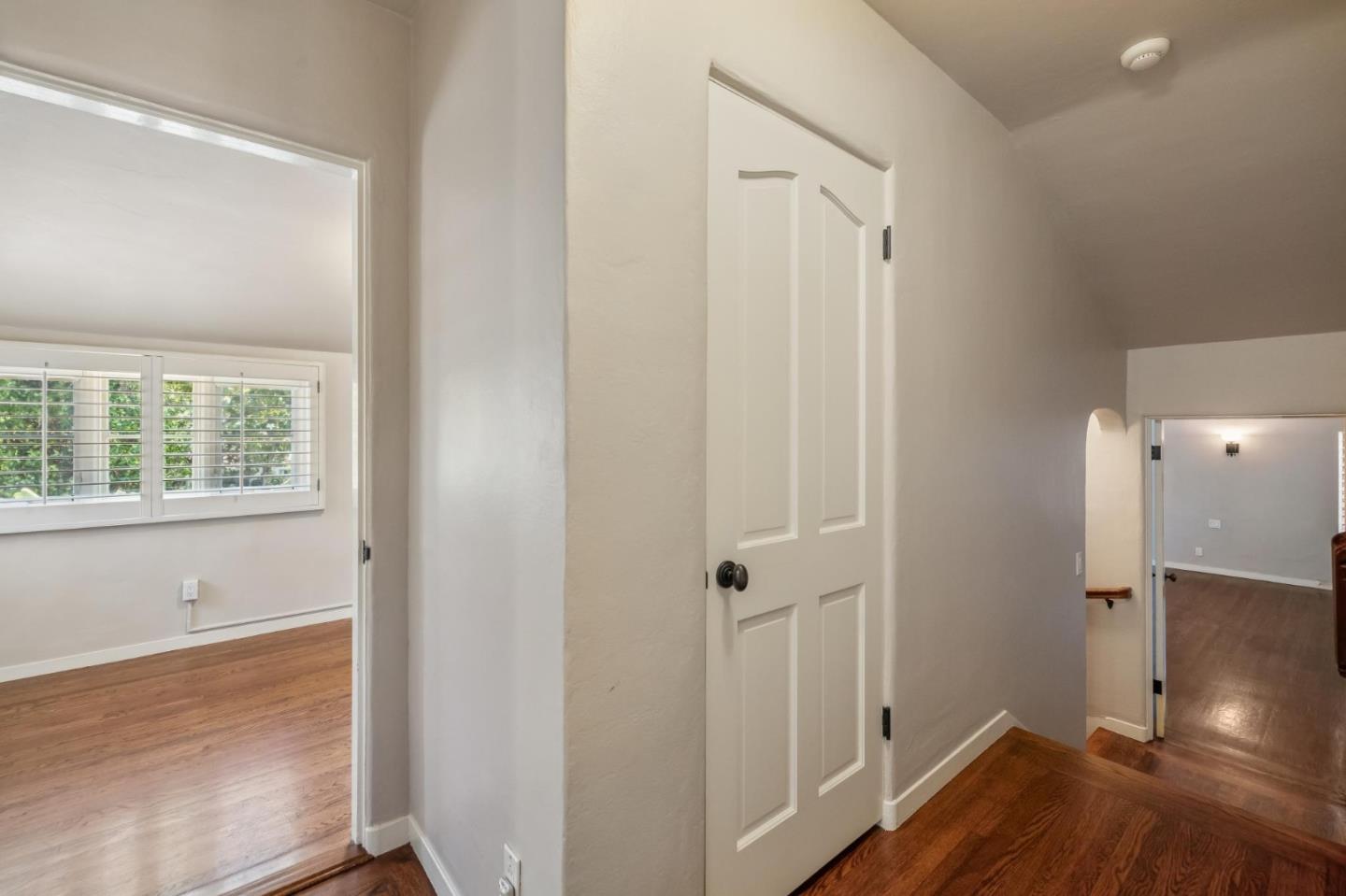 Detail Gallery Image 99 of 151 For 590 Center Dr, Palo Alto,  CA 94301 - 5 Beds | 3 Baths