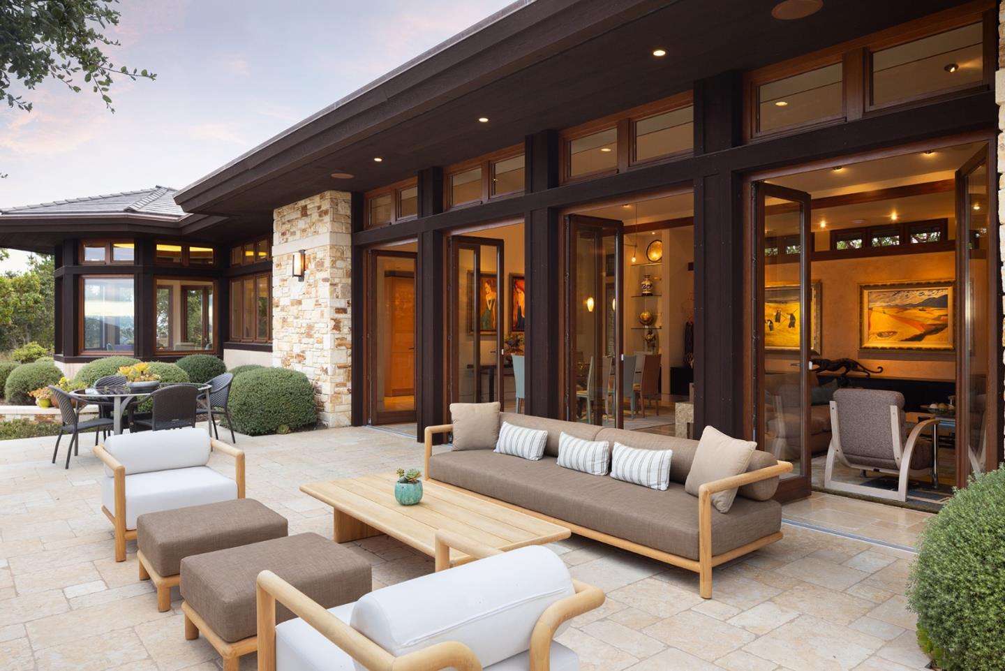 Detail Gallery Image 15 of 74 For 53 Marguerite, Carmel,  CA 93923 - 5 Beds | 5/1 Baths