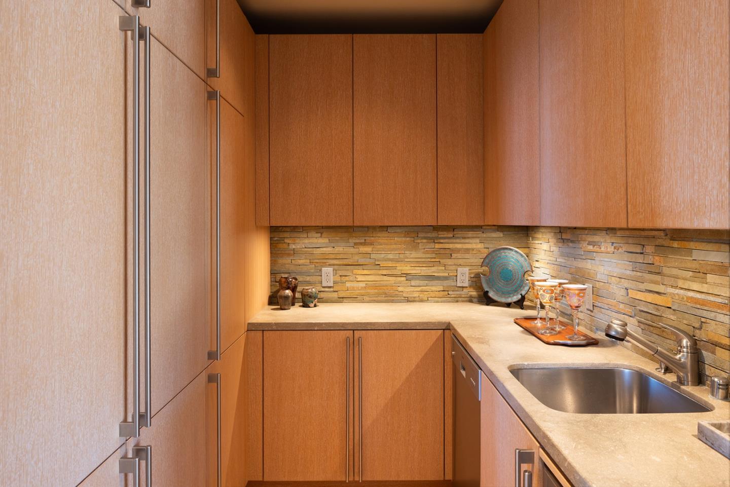 Detail Gallery Image 19 of 74 For 53 Marguerite, Carmel,  CA 93923 - 5 Beds | 5/1 Baths