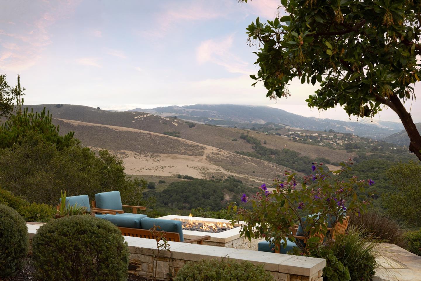 Detail Gallery Image 25 of 74 For 53 Marguerite, Carmel,  CA 93923 - 5 Beds | 5/1 Baths