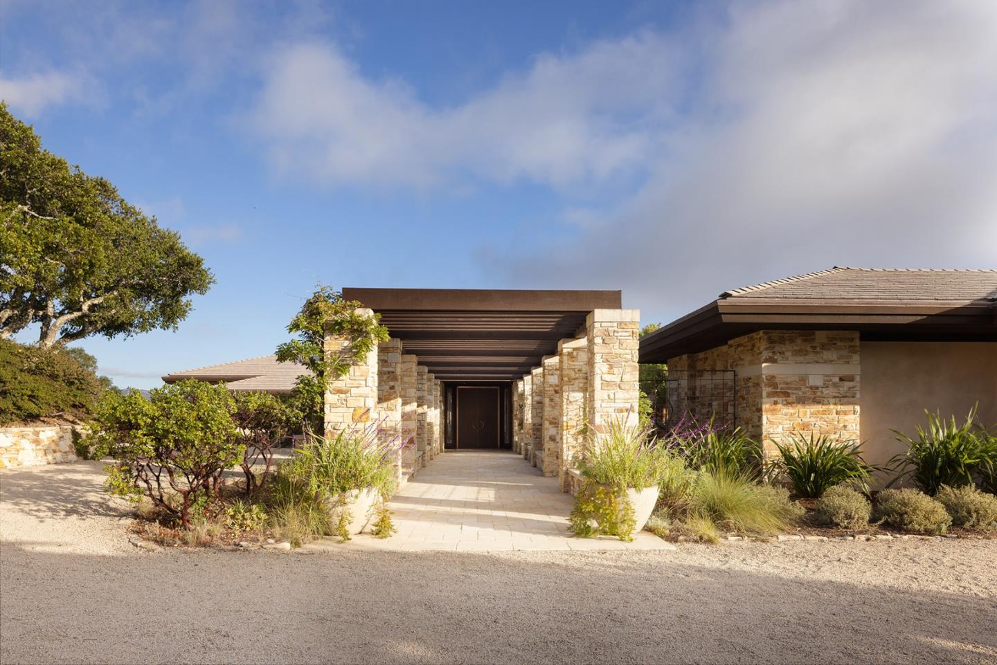 Detail Gallery Image 6 of 74 For 53 Marguerite, Carmel,  CA 93923 - 5 Beds | 5/1 Baths