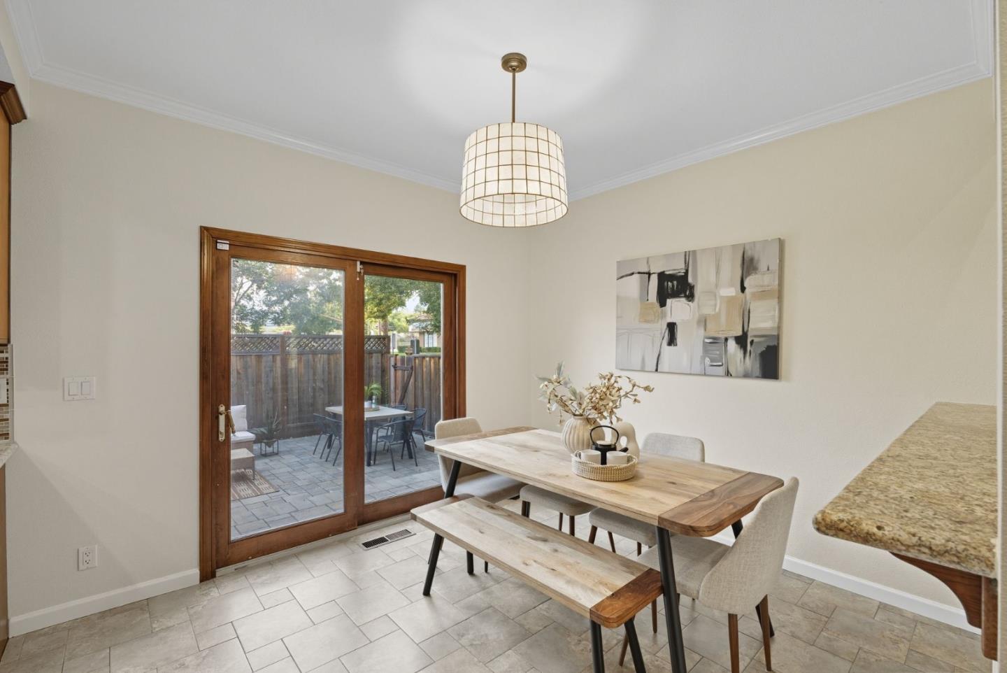 Detail Gallery Image 16 of 42 For 1299 Foxwood Dr, San Jose,  CA 95118 - 3 Beds | 2/1 Baths