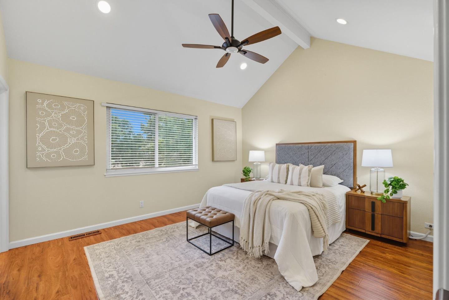 Detail Gallery Image 18 of 42 For 1299 Foxwood Dr, San Jose,  CA 95118 - 3 Beds | 2/1 Baths