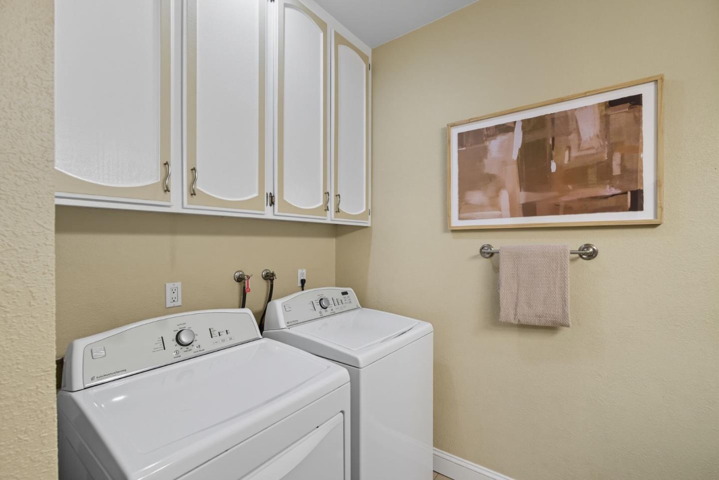 Detail Gallery Image 31 of 42 For 1299 Foxwood Dr, San Jose,  CA 95118 - 3 Beds | 2/1 Baths