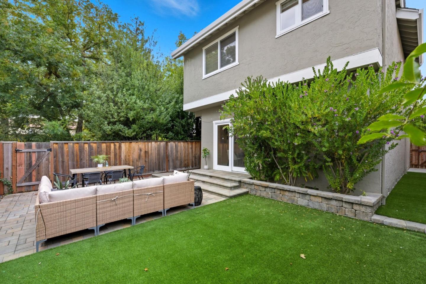 Detail Gallery Image 36 of 42 For 1299 Foxwood Dr, San Jose,  CA 95118 - 3 Beds | 2/1 Baths