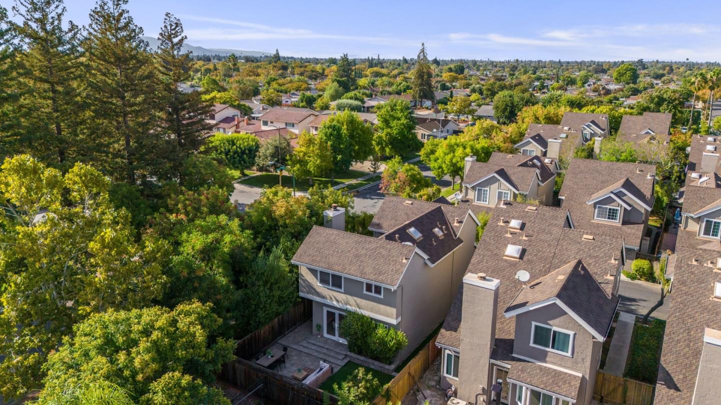 Detail Gallery Image 38 of 42 For 1299 Foxwood Dr, San Jose,  CA 95118 - 3 Beds | 2/1 Baths