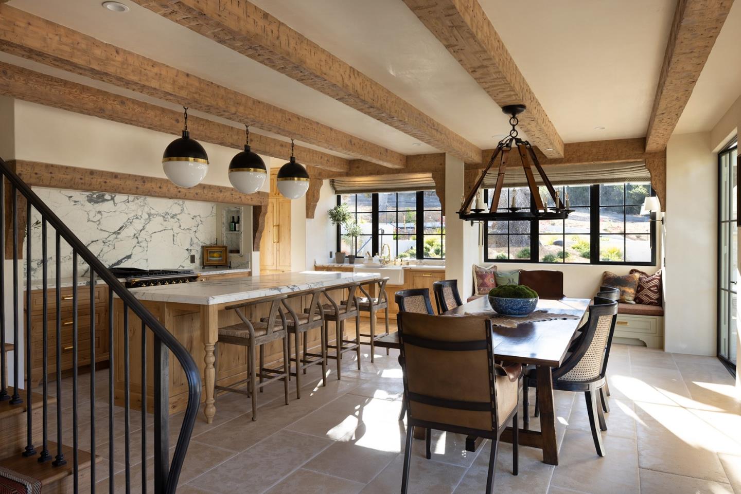 Detail Gallery Image 11 of 66 For 10 Encina Dr, Carmel Valley,  CA 93924 - 4 Beds | 4/1 Baths