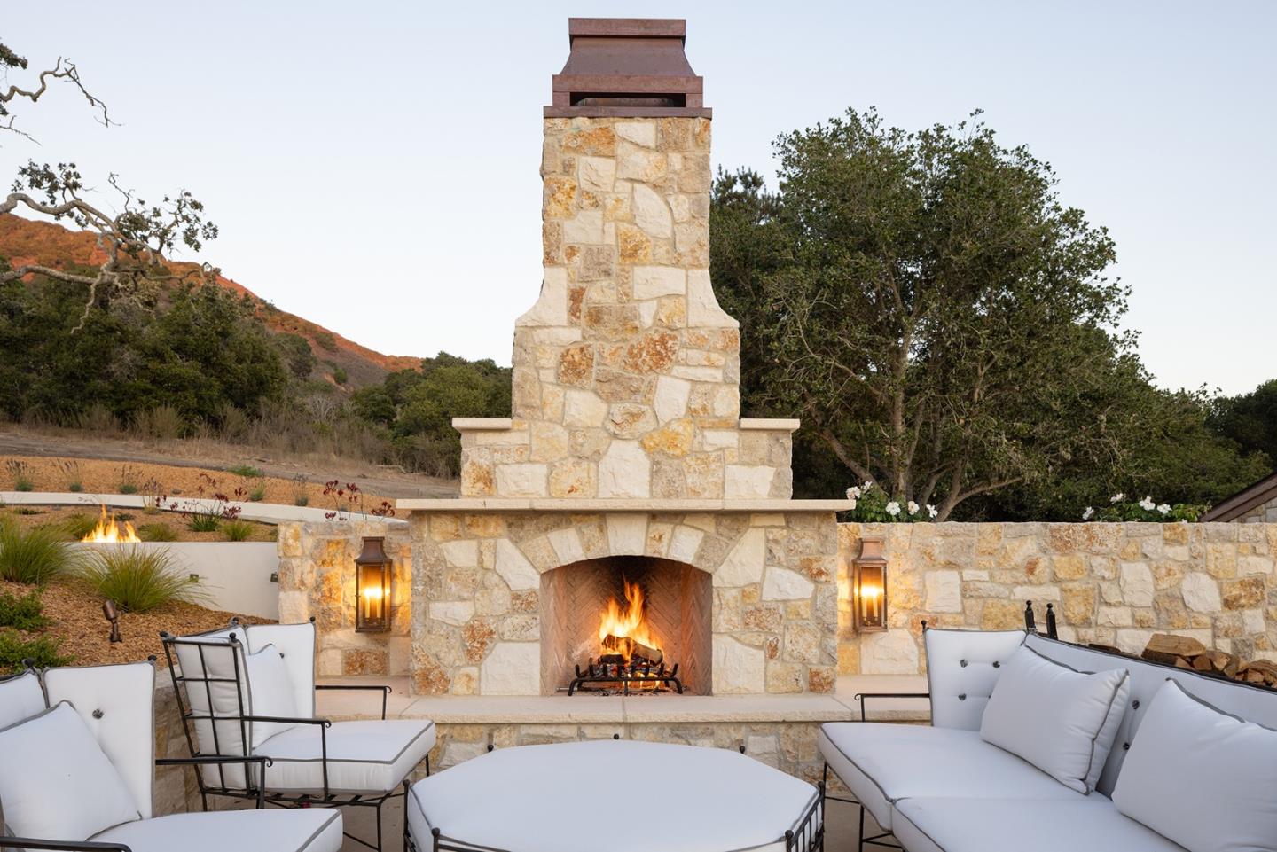 Detail Gallery Image 21 of 66 For 10 Encina Dr, Carmel Valley,  CA 93924 - 4 Beds | 4/1 Baths