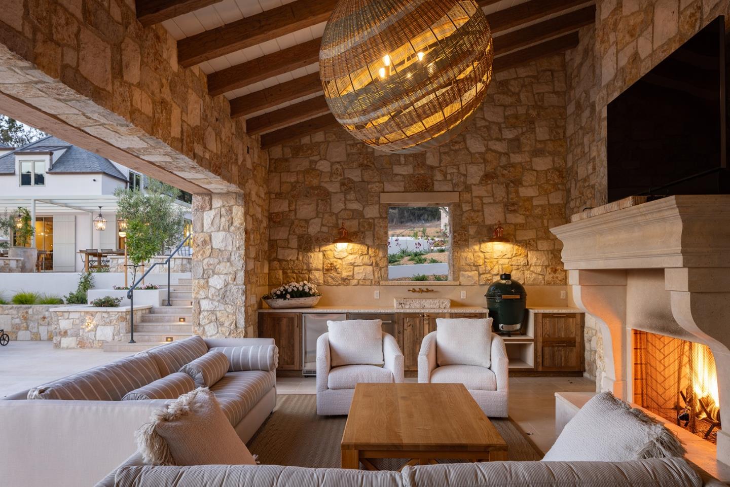 Detail Gallery Image 52 of 66 For 10 Encina Dr, Carmel Valley,  CA 93924 - 4 Beds | 4/1 Baths