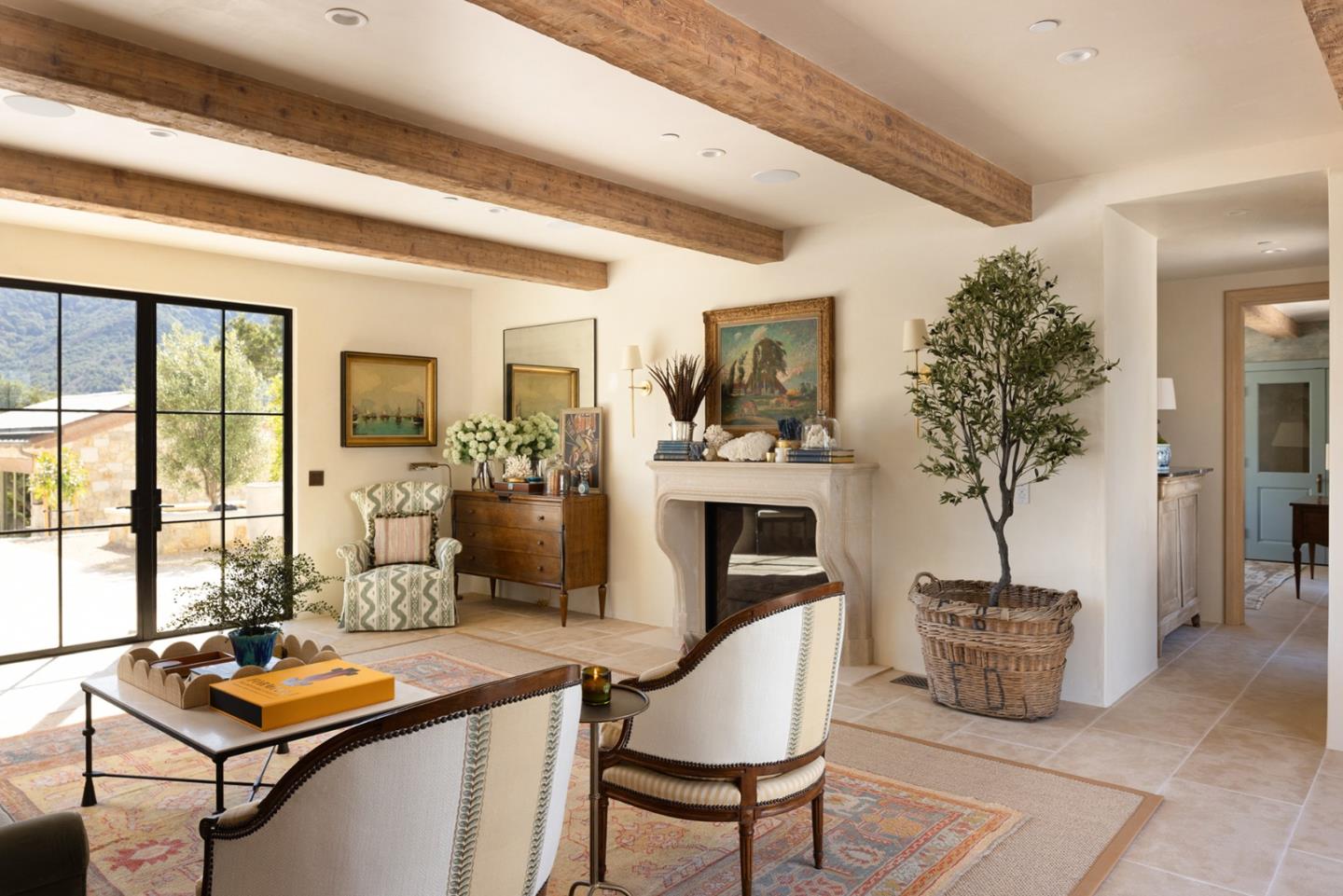 Detail Gallery Image 9 of 66 For 10 Encina Dr, Carmel Valley,  CA 93924 - 4 Beds | 4/1 Baths