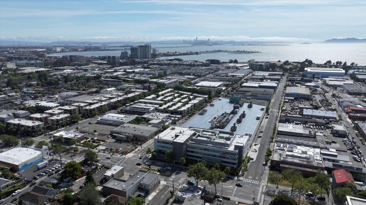 Detail Gallery Image 18 of 18 For 1237 Ashby Ave, Berkeley,  CA 94702 - 2 Beds | 2 Baths