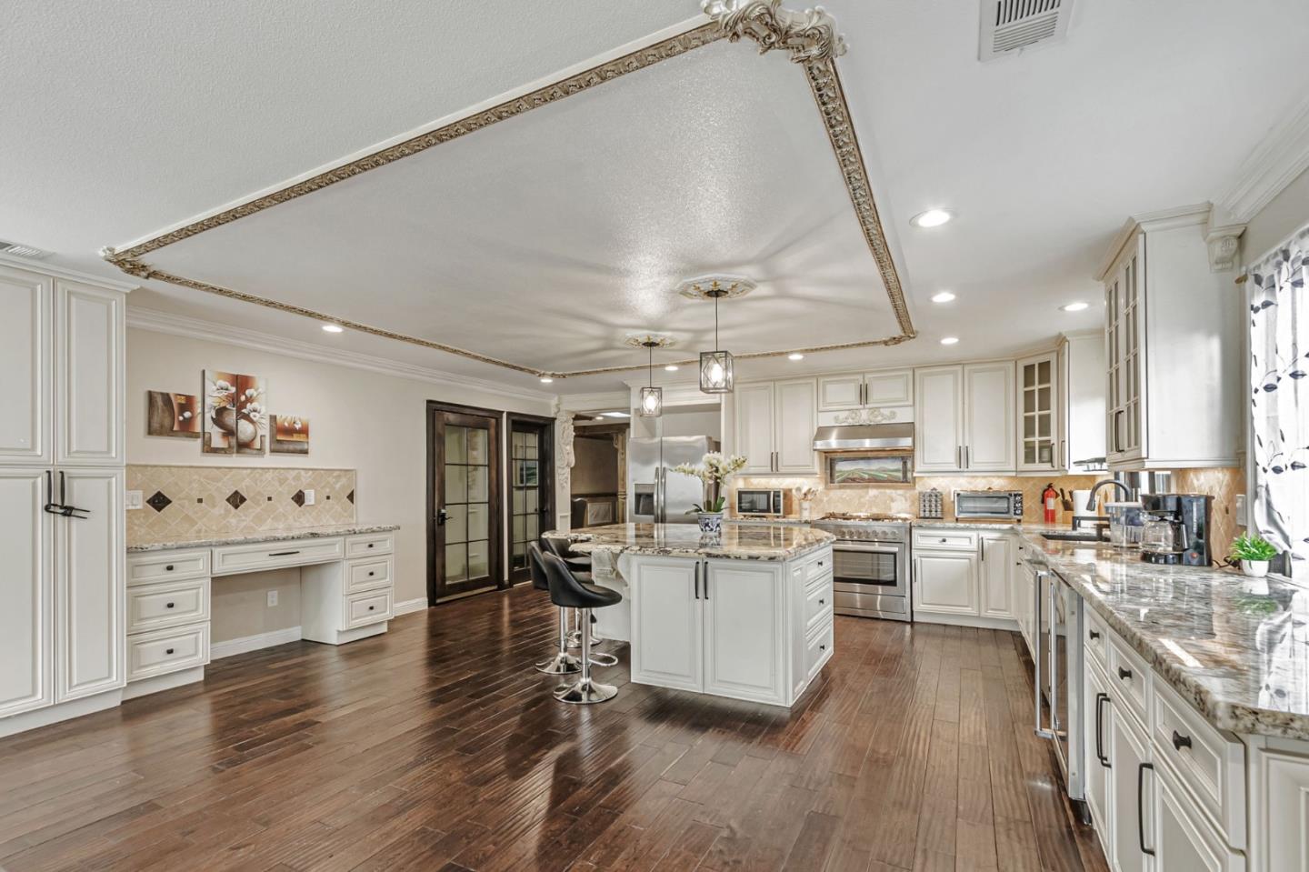 Detail Gallery Image 16 of 65 For 101 S 13th St, San Jose,  CA 95112 - 5 Beds | 5 Baths