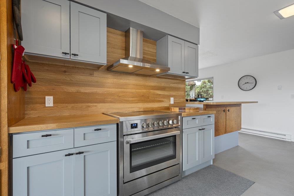 Detail Gallery Image 12 of 80 For 43002 Arroyo Seco Rd, Soledad,  CA 93960 - 4 Beds | 4 Baths